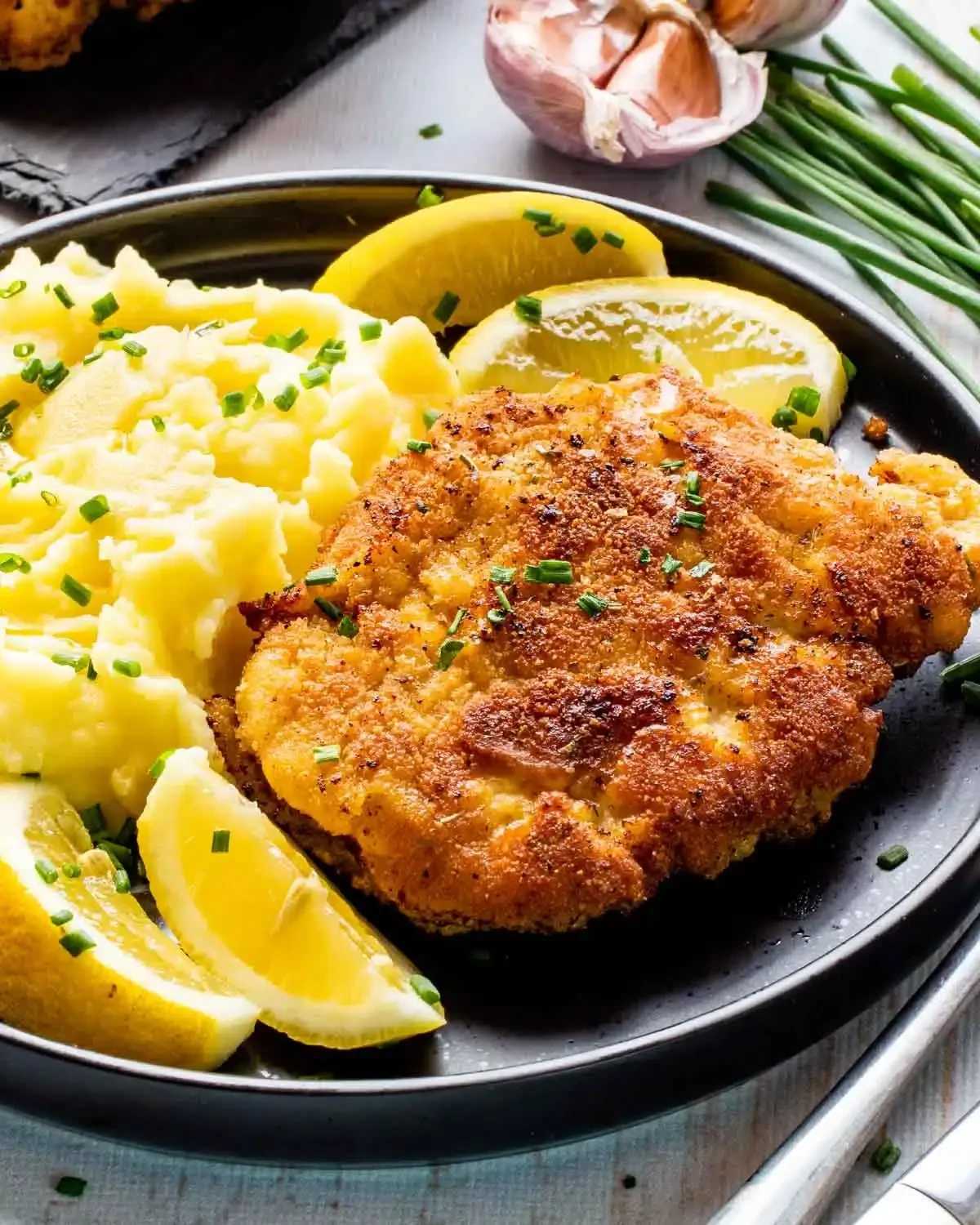 Fried Porkchop w/ Mashed Potato & Veggies